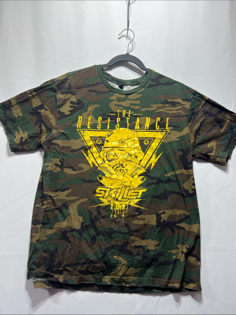 SKILLET. The Resistance Camouflage Graphic Tee